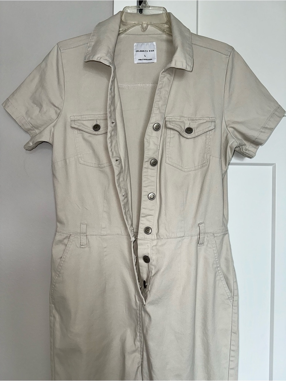 Celebrity Pink Short-Sleeve Utility Jumpsuit in Light Beige size L - Picture 10 of 10